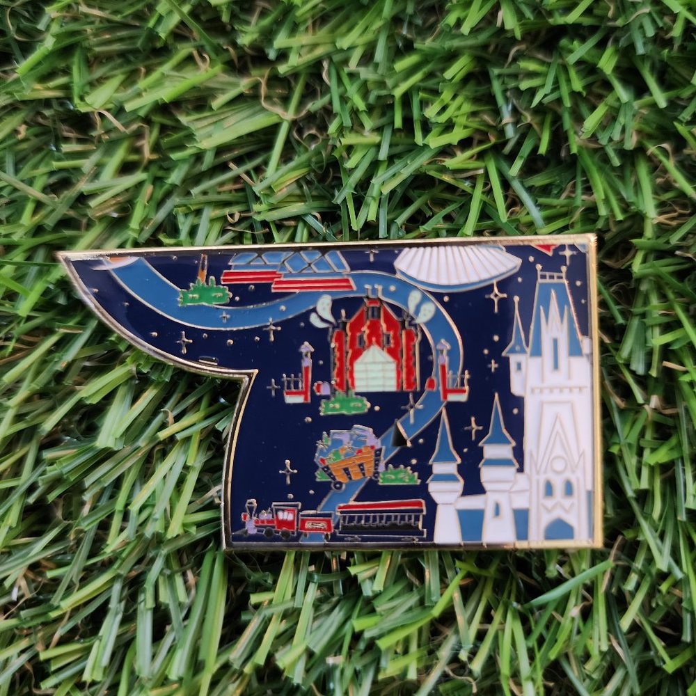 Walt Disney World 50th Anniv. Resort Map (Open) Blind Box Pin MAGIC KINGDOM LEFT